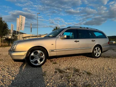 Gebraucht Mercedes 240 170 PS (125 kW) 1998 Silber Kombi
