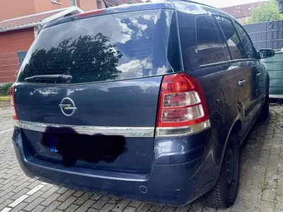 Gebraucht Opel Zafira Selection 116 PS (85 kW) 2009 Van / Kleinbus