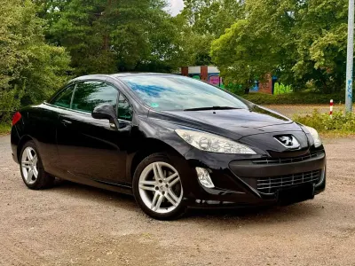 Gebraucht Peugeot 308 CC Premium 156 PS (114 kW) 2010 Schwarz Cabrio
