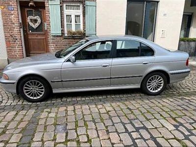 Gebraucht BMW 523 170 PS (125 kW) 2000 Grau Limousine