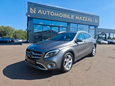 Gebraucht Mercedes GLA200 Exclusive 136 PS (100 kW) 2017 Grau SUV