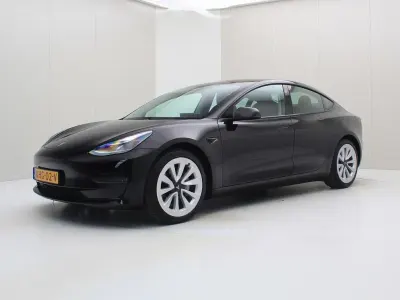 Occasion Tesla Model 3 Long Range AWD 258 kW (351 PK) 2021 Zwart Sedan