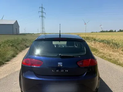 Gebraucht Seat Leon 125 PS (91 kW) 2010 Blau Kleinwagen