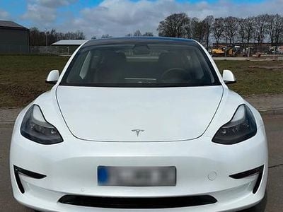 Gebraucht Tesla Model 3 366 kW (498 PS) 2021 Weiß Limousine