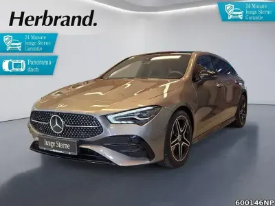 Gebraucht Mercedes CLA200 AMG line 163 PS (119 kW) 2023 Mountaingrau  met. SUV