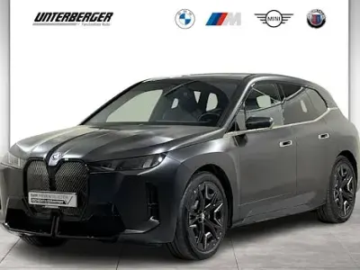 Gebraucht BMW iX M Sport 400 kW (544 PS) 2025 Grau SUV