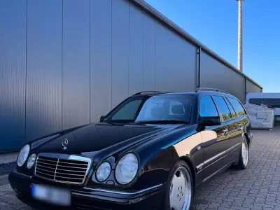 Gebraucht Mercedes E320 AMG 224 PS (164 kW) 1999 Schwarz Kombi