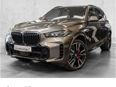 Używany BMW X5 Shadowline 298 KM (219 kW) 2024 Szary SUV