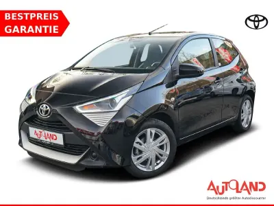 Usata Toyota Aygo 69 CV (50 kW) 2018 Nero Utilitaria