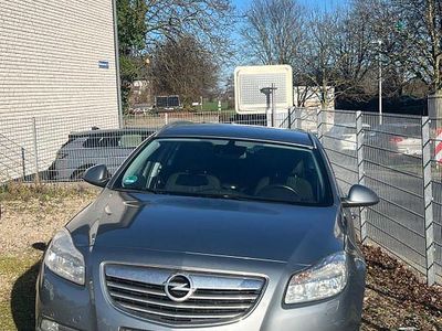 Usado Opel Insignia S 140 HP (102 kW) 2012 Cinzento Carrinha