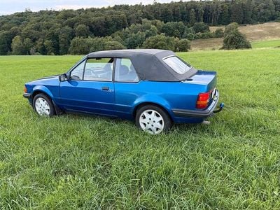 Blau Gebraucht 1984 Ford Escort Cabriolet Cabrio | 1.750 €