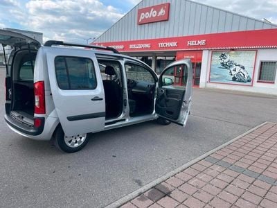 Mercedes Citan 111