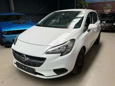 Gebraucht Opel Corsa Edition 101 PS (74 kW) 2015 Weiß Kleinwagen