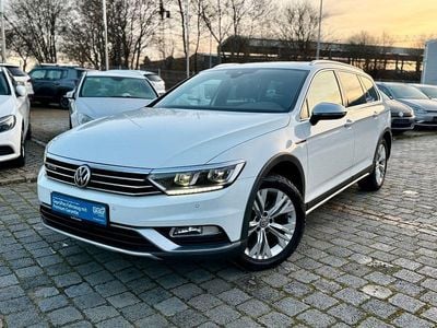 Gebraucht VW Passat Alltrack 190 PS (139 kW) 2018 Weiß Kombi