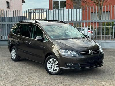 Second-hand VW Sharan 150 CP (110 kW) 2020 Maro Monovolum