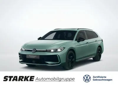 Gebraucht VW Passat R-line 272 PS (200 kW) 2024 Schwarz (grenadillschwarz metallic) Kombi