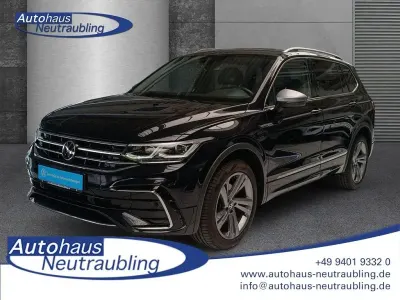 Gebraucht VW Tiguan Allspace R-line 190 PS (139 kW) 2023 (schwarz) deep black perleffekt SUV