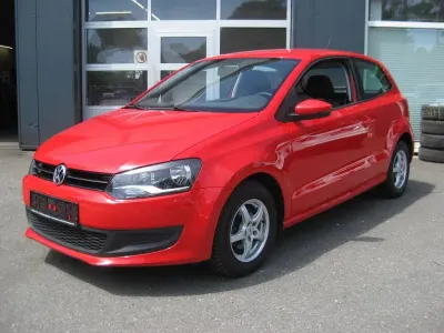 Gebraucht VW Polo Comfortline 90 PS (66 kW) 2013 Rot Kleinwagen