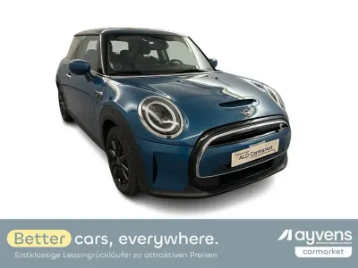 Gebraucht Mini Cooper SE Classic 135 kW (184 PS) 2023 Island blue metallic Kleinwagen