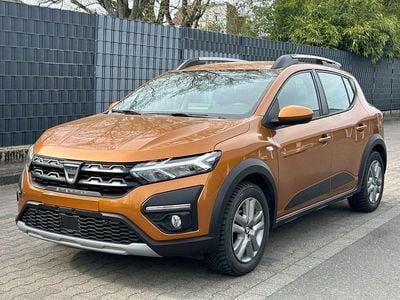 Gebraucht Dacia Sandero Comfort 101 PS (74 kW) 2022 Orange Kleinwagen