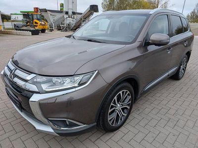 Usata Mitsubishi Outlander Edition 150 CV (110 kW) 2018 Marrone SUV