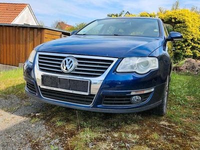 Usata VW Passat 140 CV (102 kW) 2009 Blu Station wagon