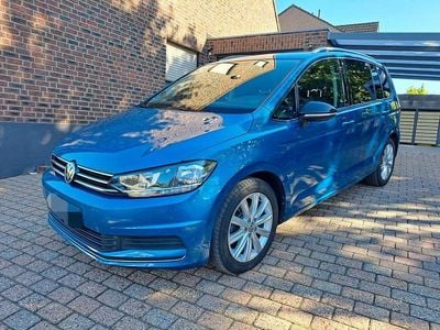 Usata VW Touran IQ Drive 116 CV (85 kW) 2019 Blu Monovolume