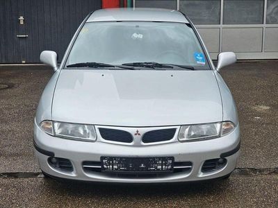 Gebraucht Mitsubishi Carisma 125 PS (91 kW) 1998 Silber Limousine