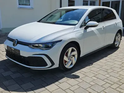 Gebraucht VW Golf VIII GTE 150 PS (110 kW) 2021 Pure white Limousine