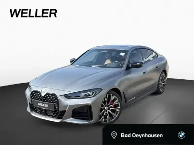 Gebraucht BMW M440 M Sport 374 PS (275 kW) 2023 Frozen pure grey ii (grau) Coupé