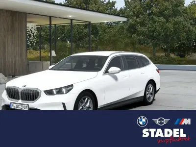 Neu BMW 520 197 PS (144 kW) 2025 Weiß Kombi