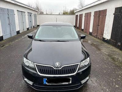 Gebraucht Skoda Rapid Joy 90 PS (66 kW) 2016 Schwarz Kleinwagen