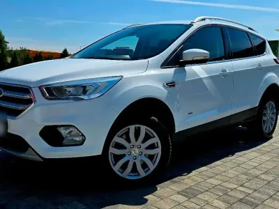 Gebraucht Ford Kuga 150 PS (110 kW) 2017 Weiß SUV