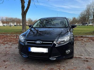 Gebraucht Ford Focus 101 PS (74 kW) 2012 Schwarz Coupé