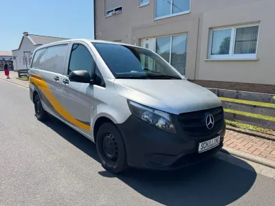 Gebraucht Mercedes Vito 102 PS (75 kW) 2020 Silber Van