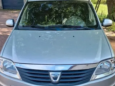 Gebraucht Dacia Logan 90 PS (66 kW) 2012 Silber Kombi