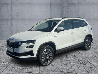 Gebraucht Skoda Karoq Tour 150 PS (110 kW) 2025 Moonweiß perleffekt SUV
