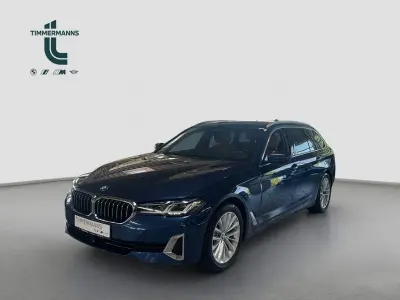 Gebraucht BMW 520 Performance 190 PS (139 kW) 2022 Blau Kombi