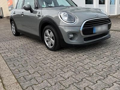 Gebraucht Mini Cooper 136 PS (100 kW) 2018 Grau Kleinwagen