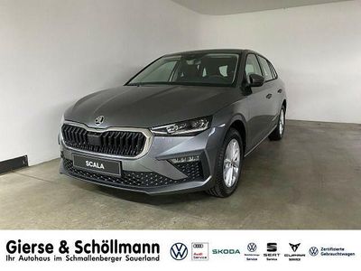 Gebraucht Skoda Scala Selection 116 PS (85 kW) 2024 5x graphite grau metallic met. 5x graphite grau metallic met. Kleinwagen