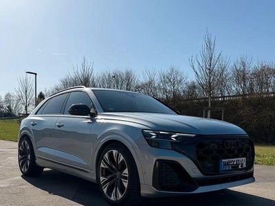 Gebraucht Audi Q8 Sport 286 PS (210 kW) 2024 Silber SUV