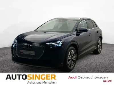 Gebraucht Audi Q4 e-tron S-Line 219 kW (299 PS) 2023 Navarrablau metallic SUV
