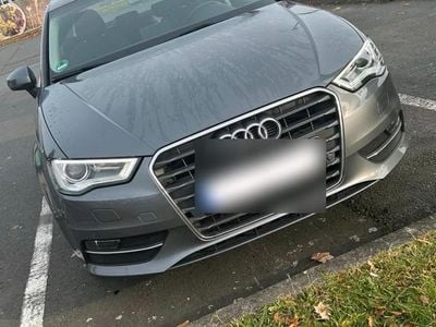 Gebraucht Audi A3 Sportback Design 179 PS (131 kW) 2016 Grau Kleinwagen