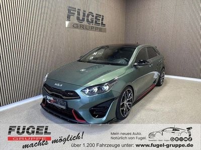 Gebraucht Kia ProCeed GT 204 PS (150 kW) 2023 (exg) experience green met. Kombi