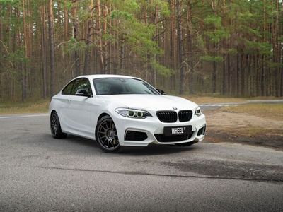 BMW M240