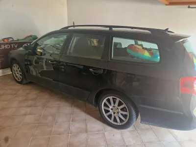 Gebraucht VW Passat 140 PS (102 kW) 2010 Schwarz Kombi