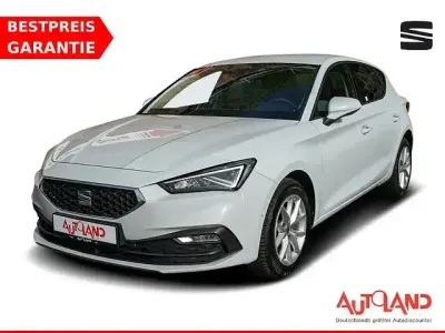 Gebraucht Seat Leon Style 131 PS (96 kW) 2022 Candy weiss Limousine