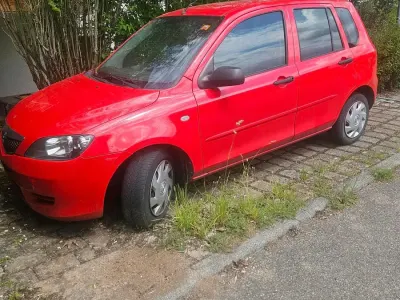 Gebraucht Mazda 2 75 PS (55 kW) 2005 Rot Kleinwagen