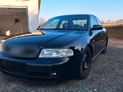 Gebraucht Audi A4 110 PS (80 kW) 1996 Blau Limousine