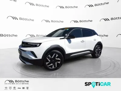 Neu Opel Mokka-e Edition 114 kW (156 PS) 2026 Lack weiss banquise/typ aussenverkleidung spiegel flach standard SUV